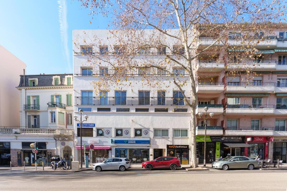 Centre A 5 Mn A Pied Du Palais Et Plages Apartment